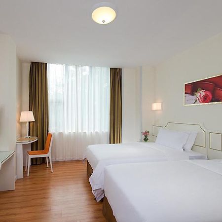 Vienna 3 Best Hotel Shenzhen Shazui Road Branch Экстерьер фото