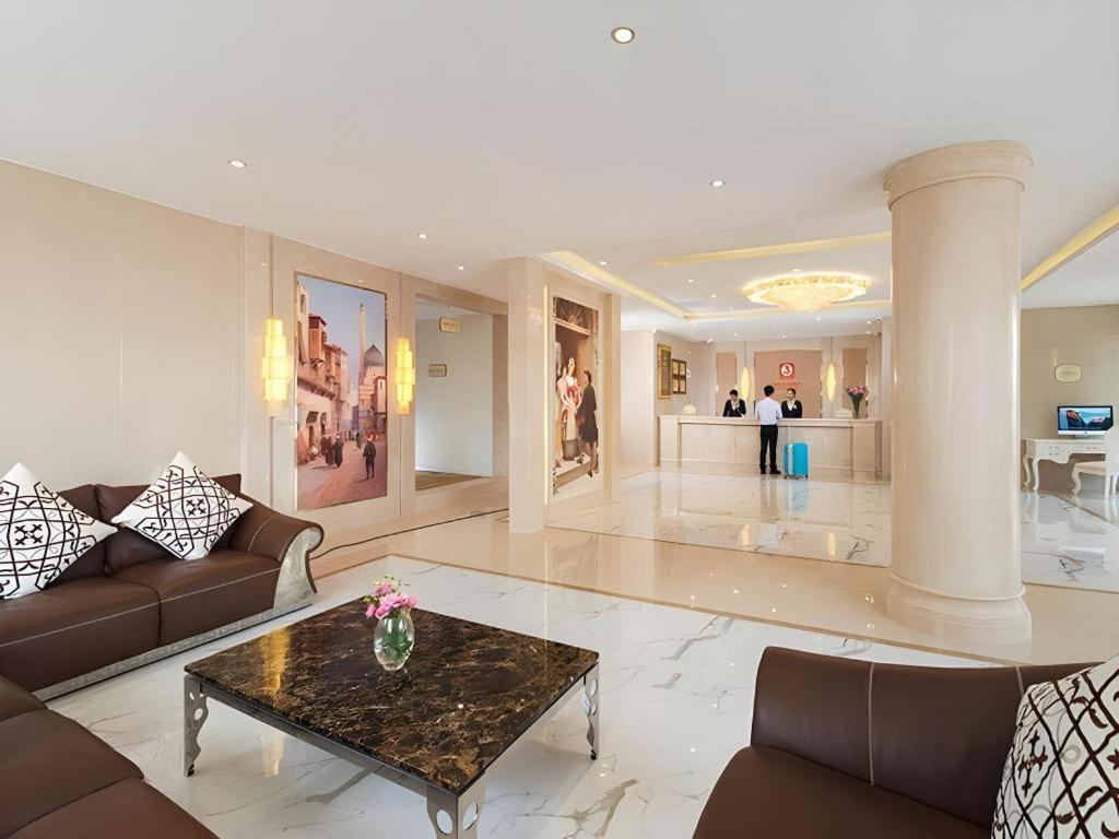 Vienna 3 Best Hotel Shenzhen Shazui Road Branch Экстерьер фото